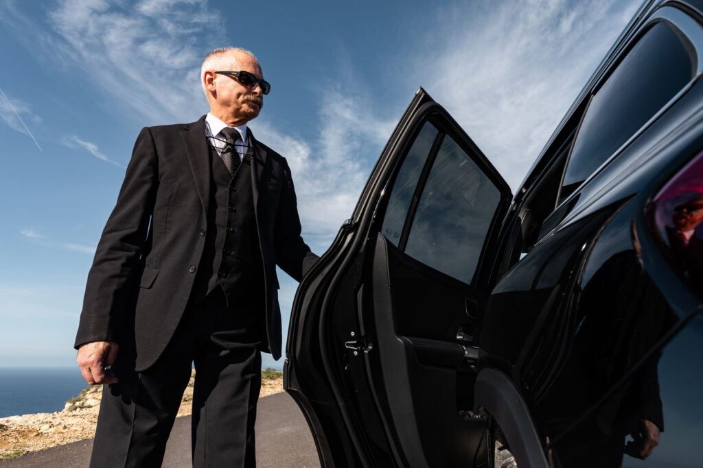 Dacoby Professional Chauffeur Airport Transfers